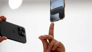 Apple sues OpenAI over trade secret theft