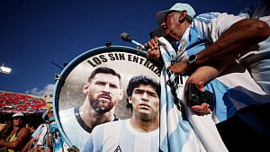 Focus on football: Argentina war veterans tell fans