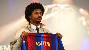 Barca land Dortmund speedster Adeyemi