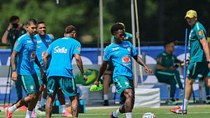 Brazil face Norway in World Cup last 16