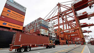 Canada's trade surplus jumps to 4-year high on US exports