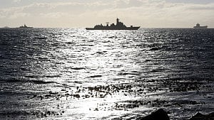 China, Russia navies to hold drills off China coast
