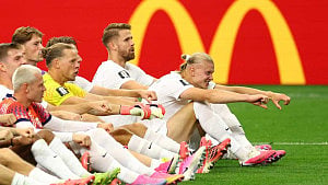 Norway fans sweat over fitness before Brazil game