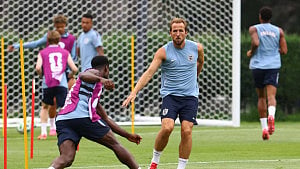 Mexico look to make history vs England