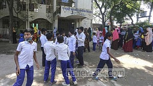 ডেঙ্গু প্রতিরোধে ঢাকার শিক্ষাপ্রতিষ্ঠানে হচ্ছে ‘ক্লিন স্কুল টিম’