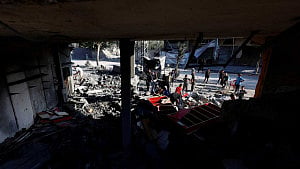 Israeli strikes kill Palestinians at Gaza funeral