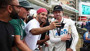 NZ boss Walter keeps faith in Nicholls at three