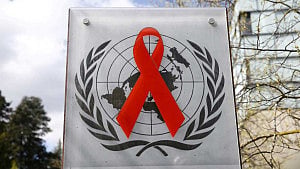 World risks HIV resurgence as funding falls: UNAIDS