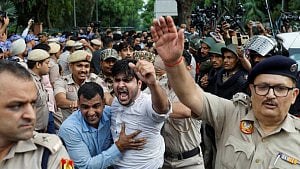 Student protests give opposition opening on Modi