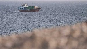 Close Red Sea gateway if US strikes: Iran to Houthis