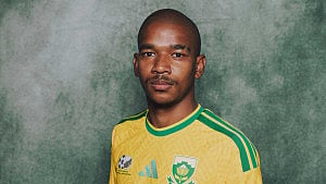 South Africa WC midfielder Adams dies at 25