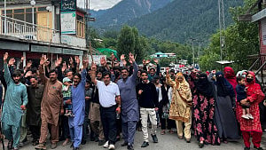 9 killed in Kashmir clashes