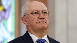 Moldova PM steps down