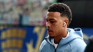 Chelsea agree record £117mn deal for Rogers: report