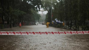 6 killed in Mumbai as heavy rains disrupt life
