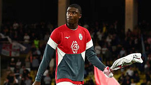 Newcastle sign Bamba on 5-year deal