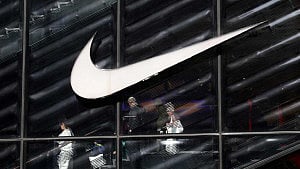 Nike to tighten online sales in China