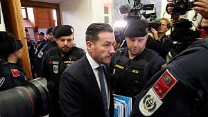 Austria's top court upholds Benko's fraud conviction