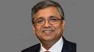 Shoeb Chowdhury named Rowing Federation president