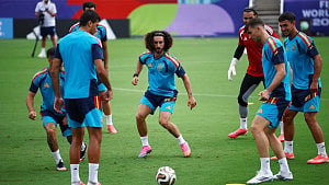 Spain plan midfield check in France clash