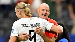 Norway need calm heads for Brazil clash: Solbakken