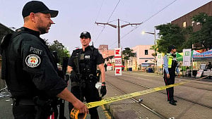 2 dead in Toronto active shooter incident: police