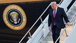 US subpoenas NYT journalists over Air Force One story