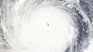 Typhoon Bavi bears down on Taiwan