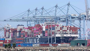 Trump to impose new global tariffs