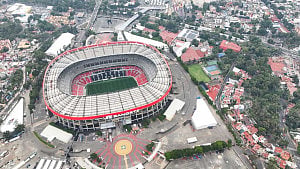 World Cup buzz fails to lift Mexico's economy