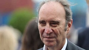 Xavier Niel becomes Vodafone's top shareholder
