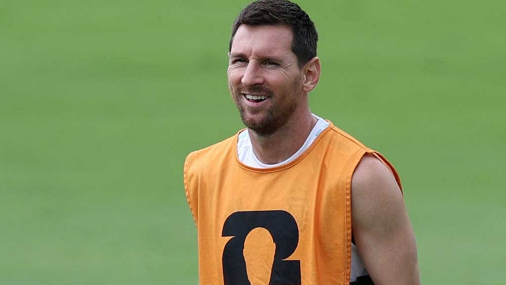 Happy Messi ready for England test