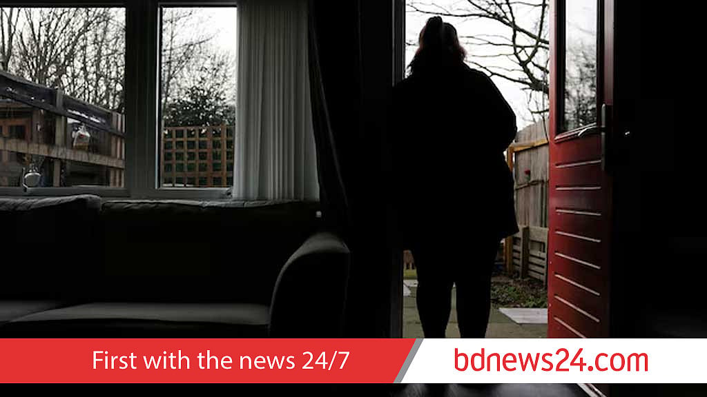 250,000 British girls 'sexually abused' by Pakistani gangs: study