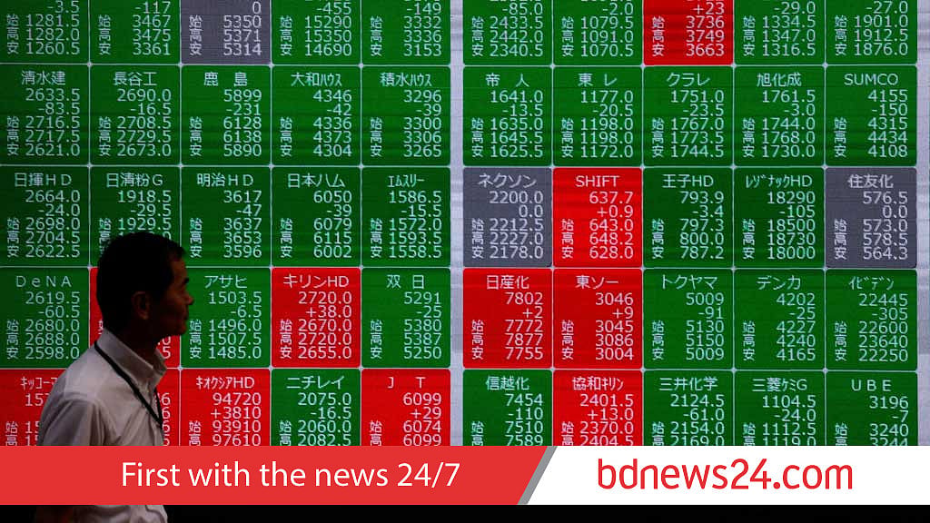 Asian stocks steady, oil lower