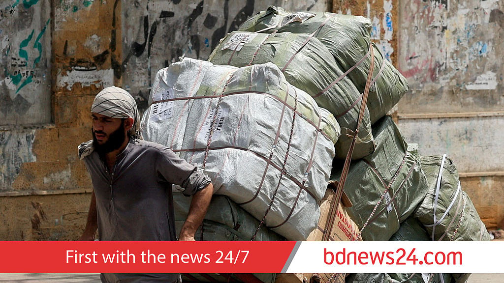 Pakistan budget to squeeze middle class