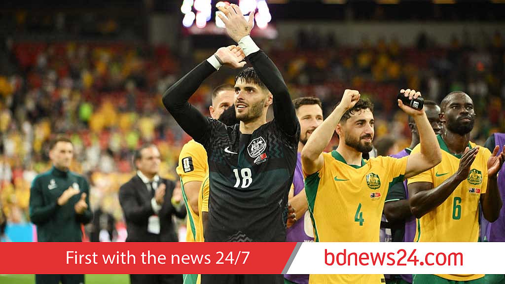 Australia stun Turkey with defensive display