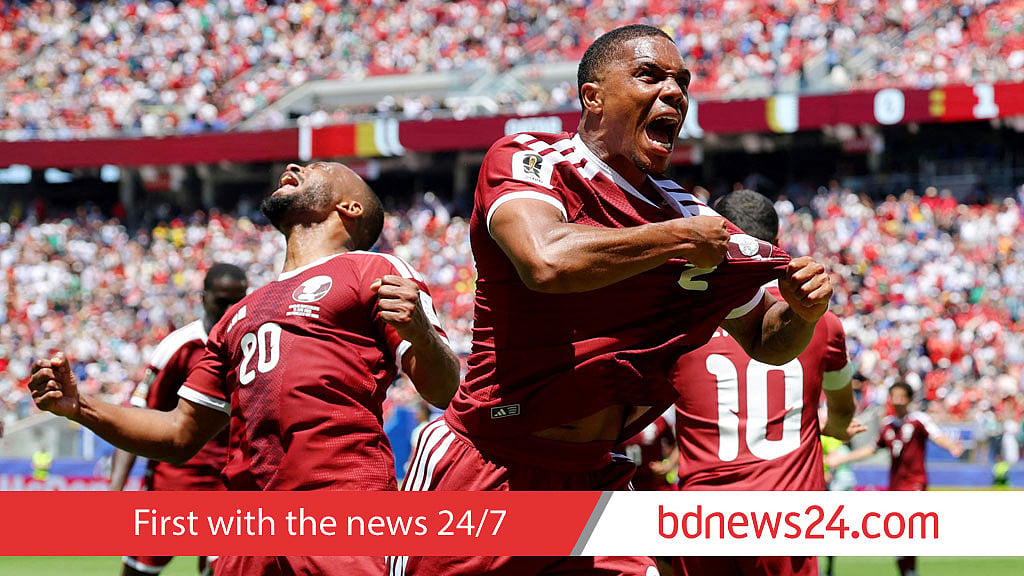 Qatar score late to clinch draw with Switzerland