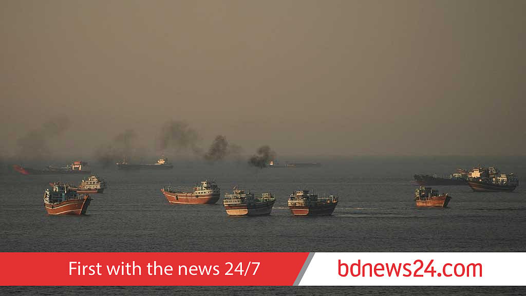 Tankers cross Hormuz as Israeli strikes stir Lebanon