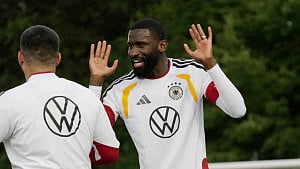 Real renew Rudiger deal to 2027
