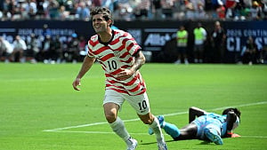 US beat Senegal 3-2 in WC warm-up