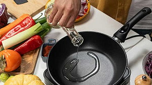 India sets standard pack sizes for cooking oils