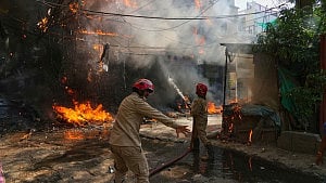 Second Bangladeshi dies in Delhi hotel fire