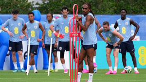 Spence backs Tuchel's high standards