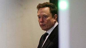 SpaceX IPO makes Elon Musk the world's first trillionaire