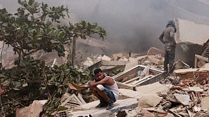 Foreign rescue teams reaching quake-hit Venezuela