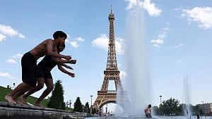 13 drown in France amid European heatwave