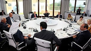 G7 leaders tackle reliance on China for critical minerals