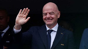 WC hydration breaks 'sporting, not commercial': Infantino