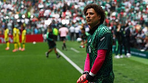 Mexico veteran goalkeeper to miss WC opener