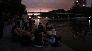 Heatwave kills 1,000 in France